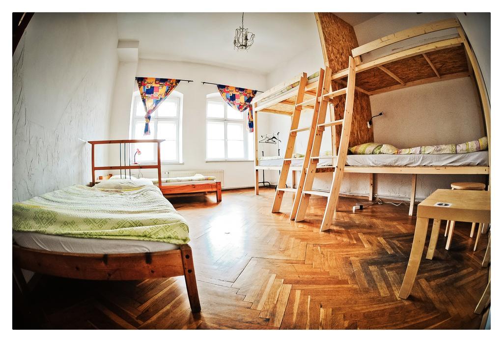 ורוצלב Hostel Bemma - Ozonowane Pokoje מראה חיצוני תמונה