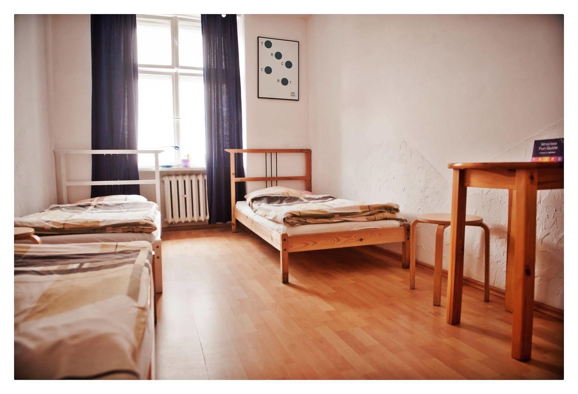 ורוצלב Hostel Bemma - Ozonowane Pokoje מראה חיצוני תמונה