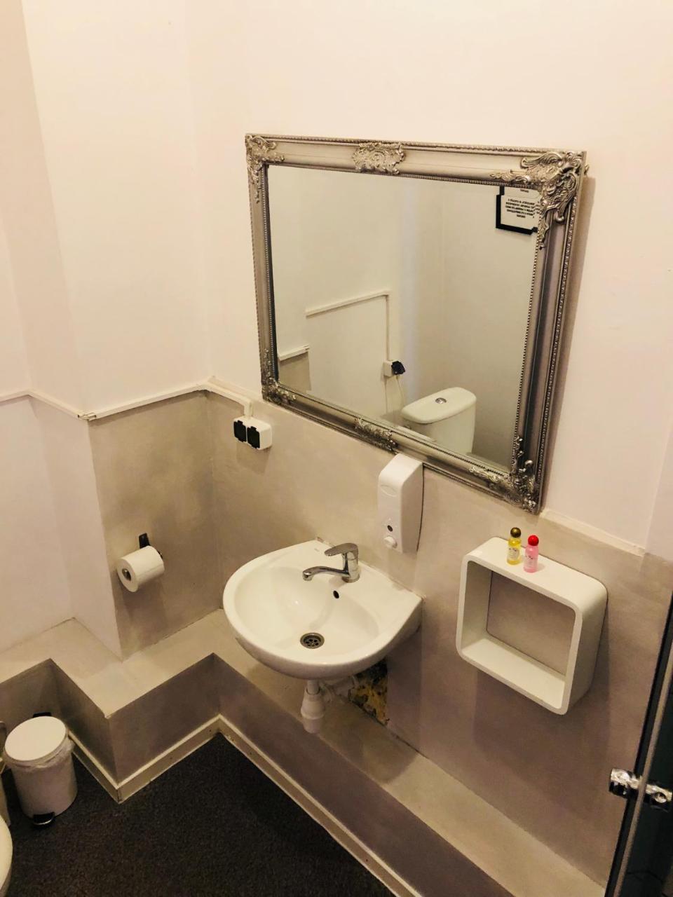 ורוצלב Hostel Bemma - Ozonowane Pokoje מראה חיצוני תמונה