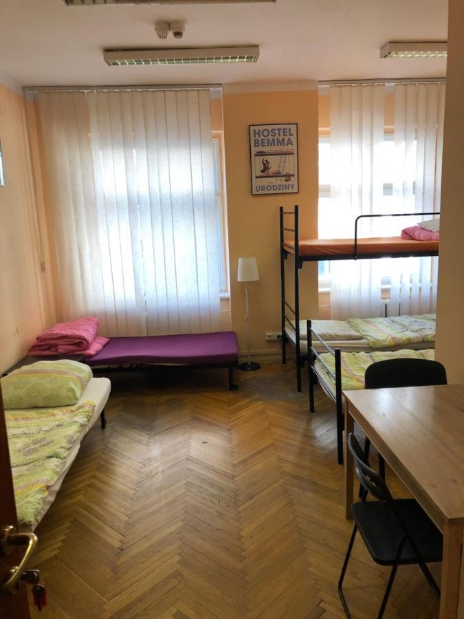 ורוצלב Hostel Bemma - Ozonowane Pokoje מראה חיצוני תמונה